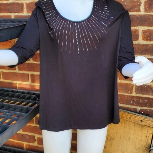 Ellen Tracy‎ 3/4 sleeve jeweled tee 1X - Picture 2 of 10